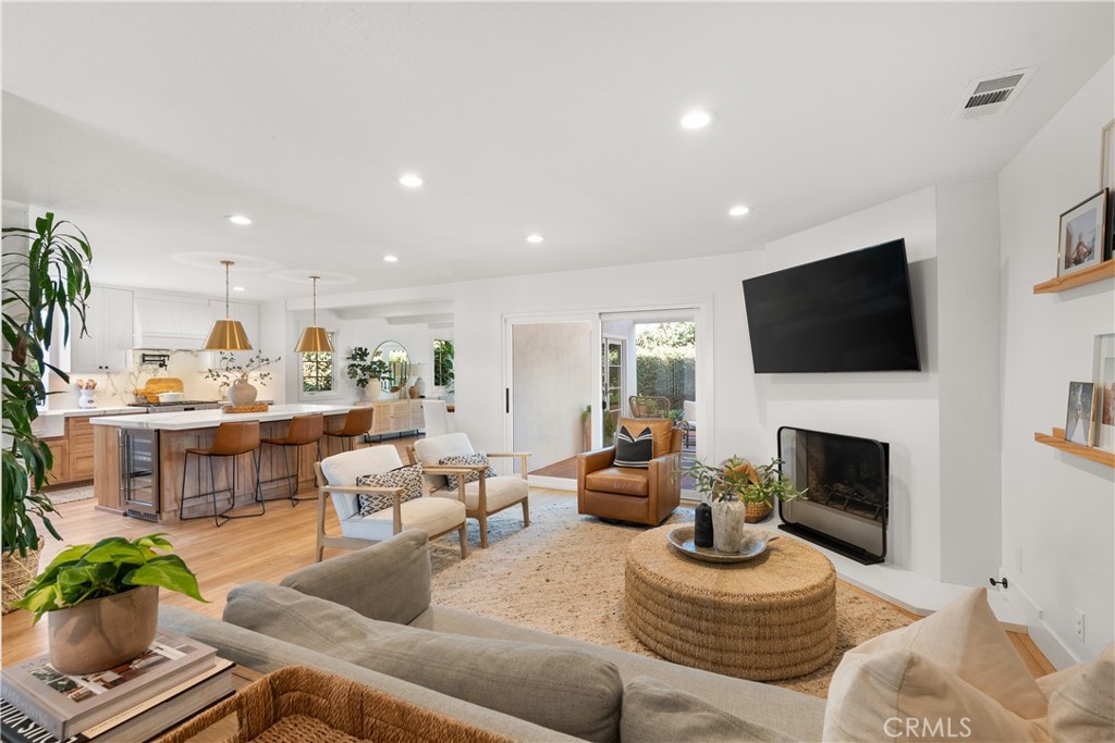 MLS #PW25257230 image #8