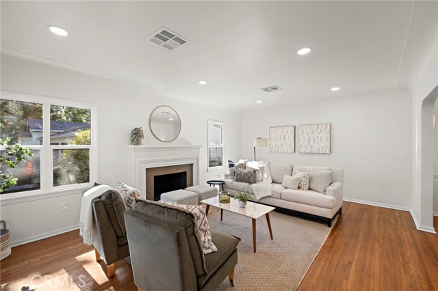 MLS #PW25258105 image #4