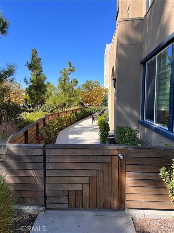 MLS #OC25226850 image #1