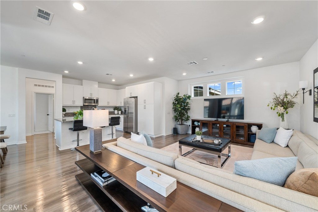 MLS #PW25258596 image #10