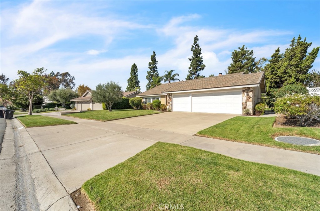 MLS #PW25258987 image #1