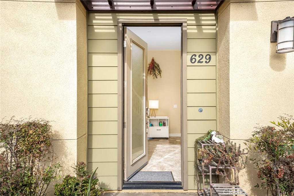 MLS #PW25259021 image #1