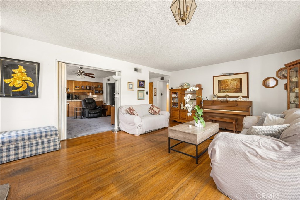 MLS #PW25259721 image #9