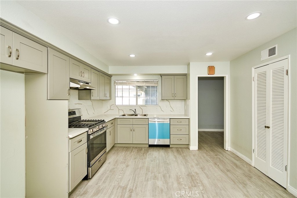 MLS #PW25260207 image #16