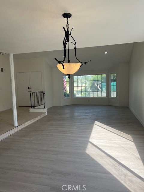 MLS #PW25260320 image #3