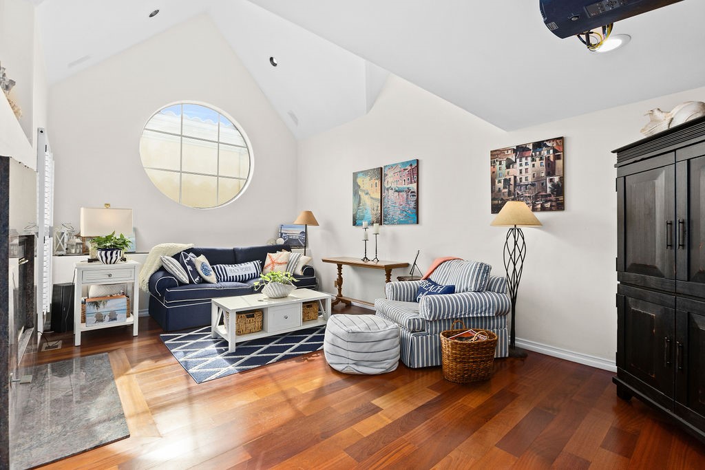 MLS #PW25260371 image #3