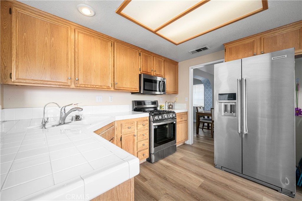 MLS #PW25260397 image #10