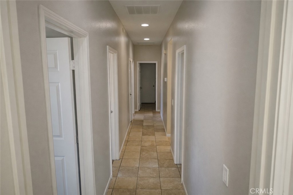 MLS #PW25260664 image #4