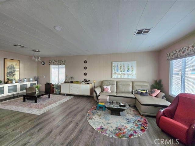 MLS #PW25260696 image #5