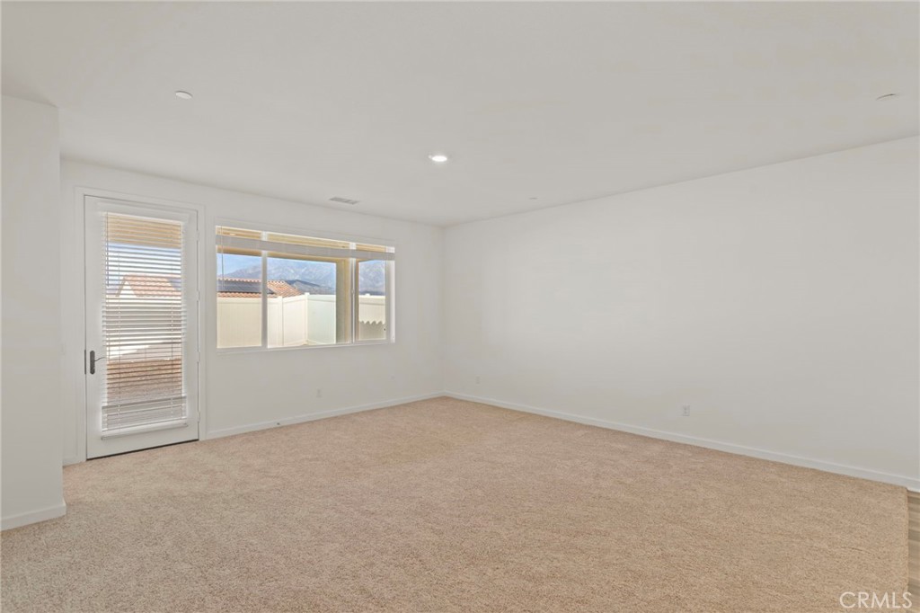 MLS #PW25260815 image #4