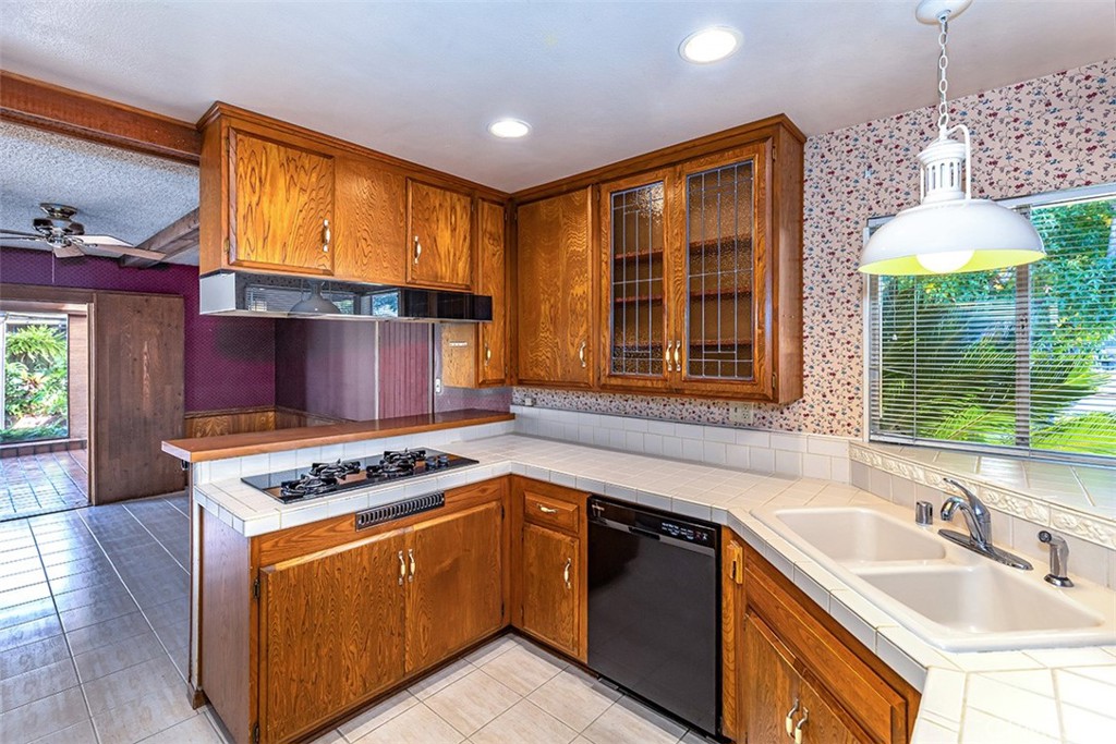 MLS #PW25260975 image #6