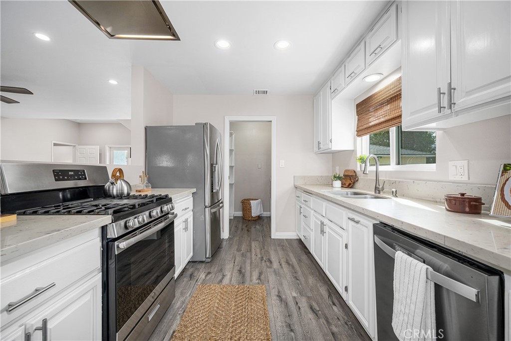 MLS #PW25261025 image #14