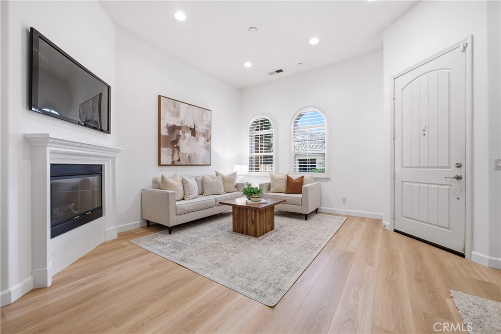 MLS #PW25261240 image #4