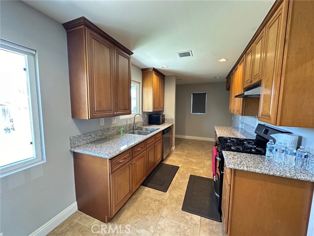 MLS #PW25261693 image #5