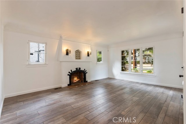 MLS #PW25262083 image #6