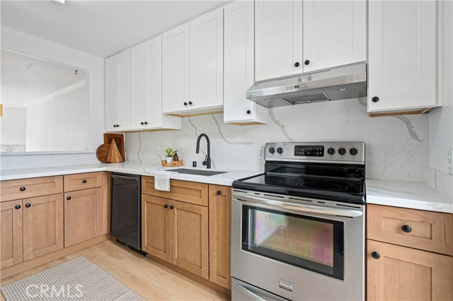 MLS #PW25262279 image #1