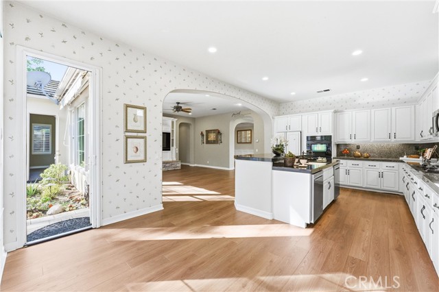 MLS #PW25262280 image #17