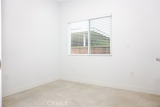 MLS #PW25262297 image #5