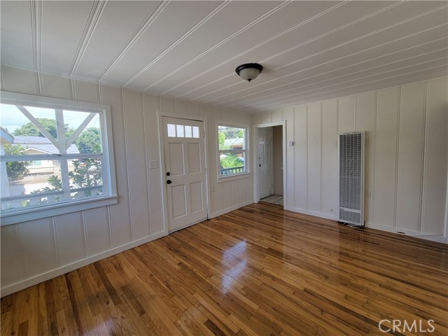 MLS #PW25262385 image #1