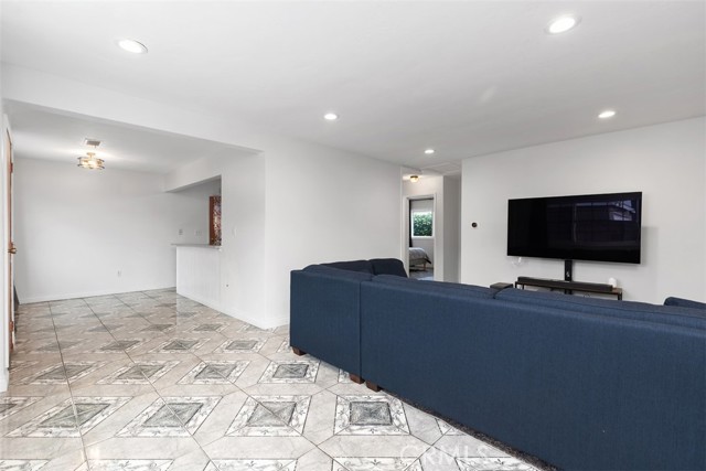 MLS #PW25262407 image #14