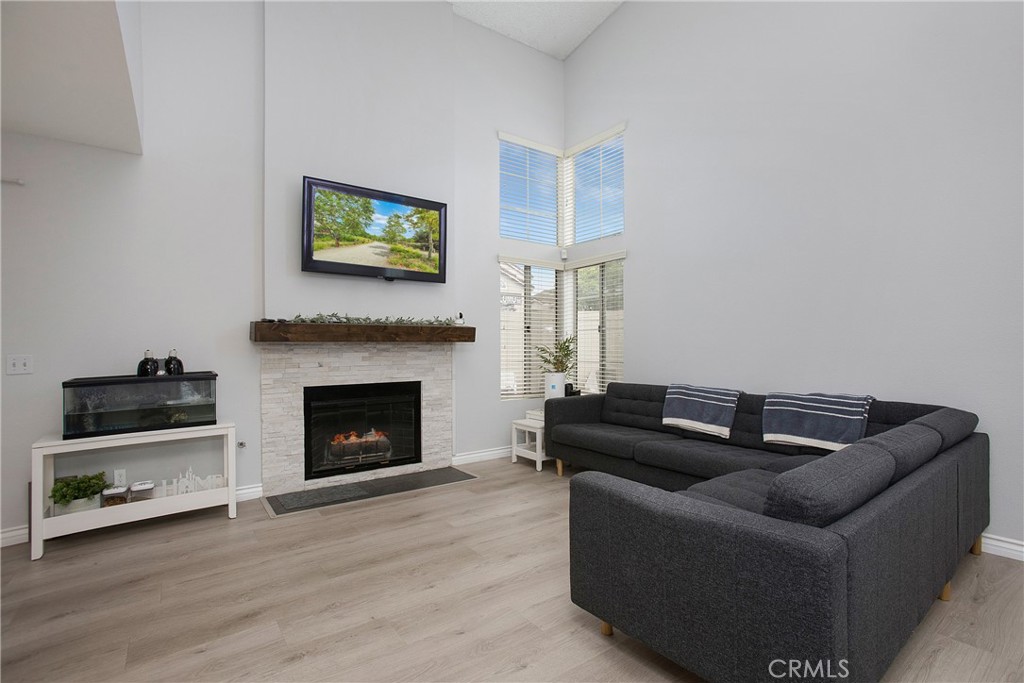 MLS #PW25262484 image #4