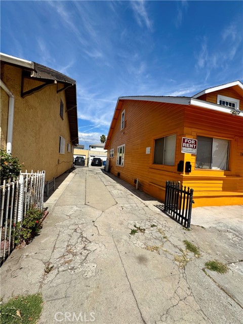 MLS #PW25262516 image #4