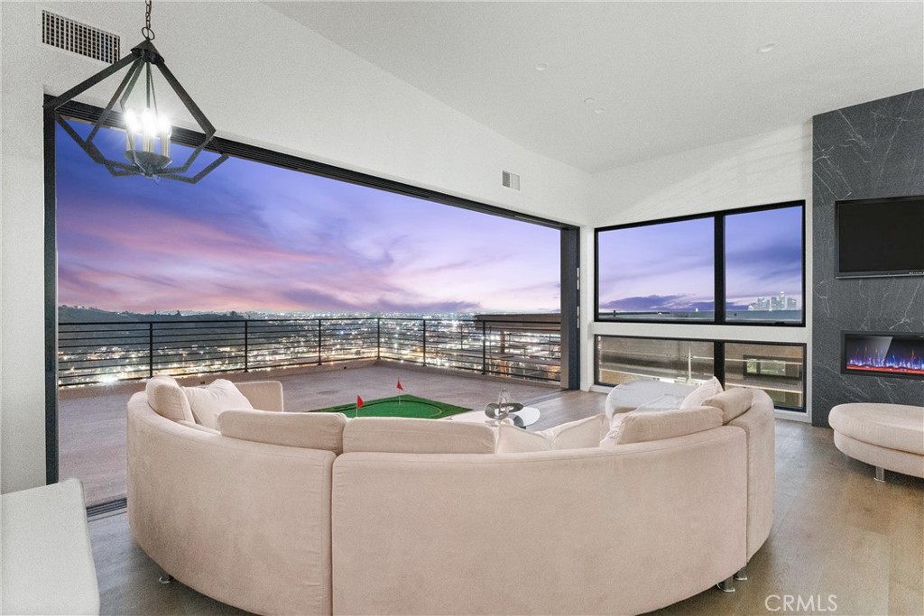 MLS #PW25262839 image #11