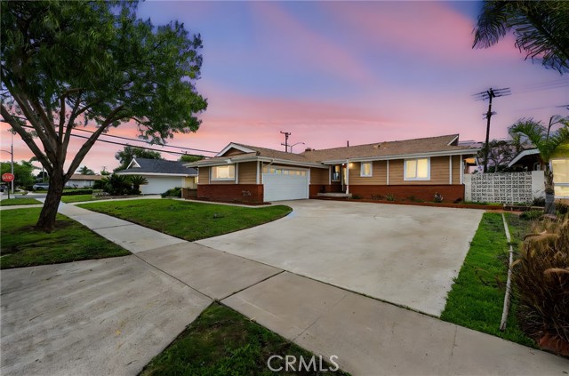 MLS #PW25262881 image #1