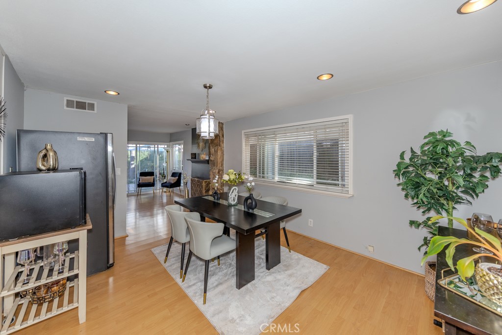 MLS #PW25262906 image #5