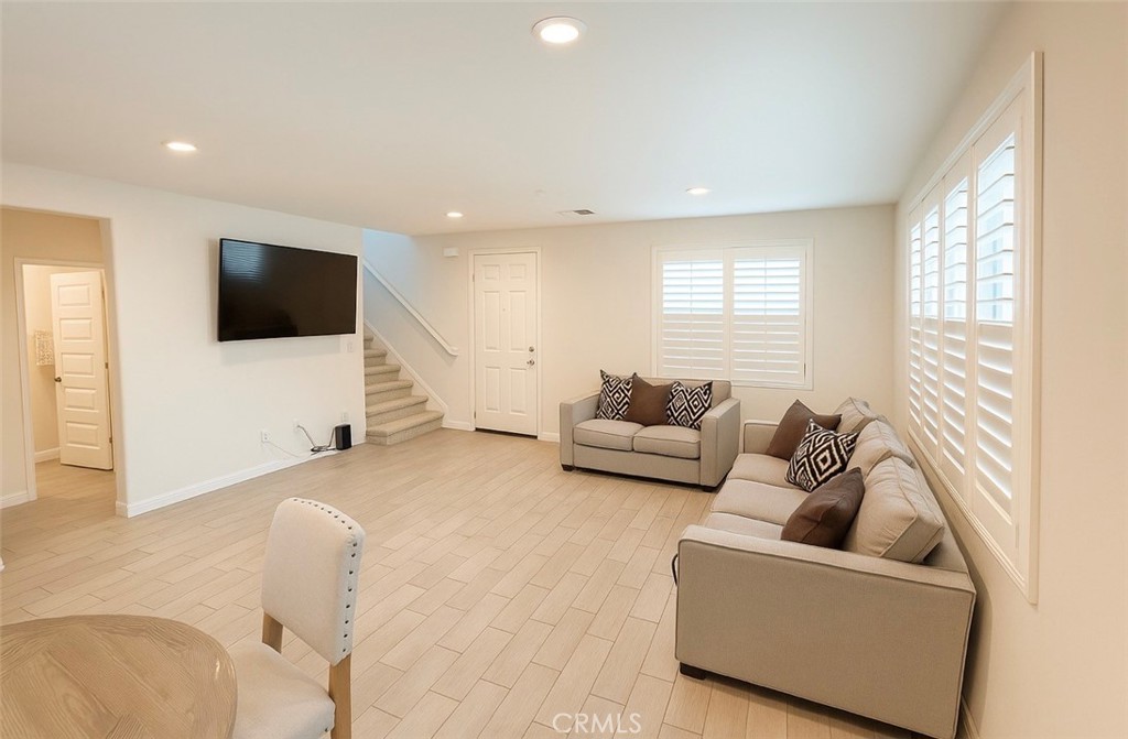 MLS #PW25262919 image #4