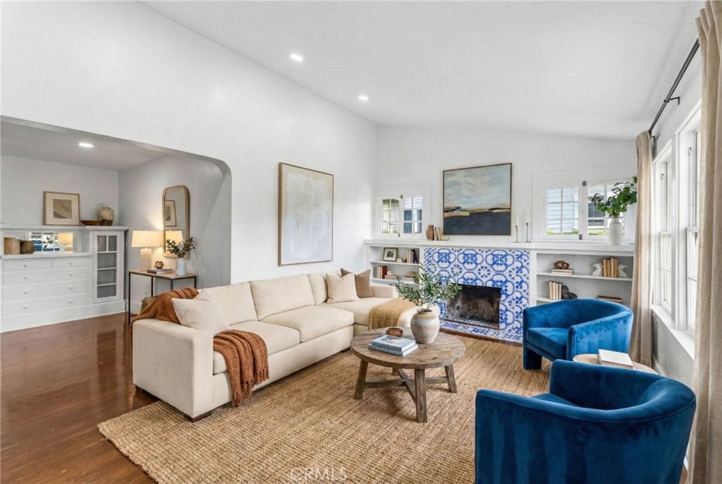 MLS #PW25262938 image #6