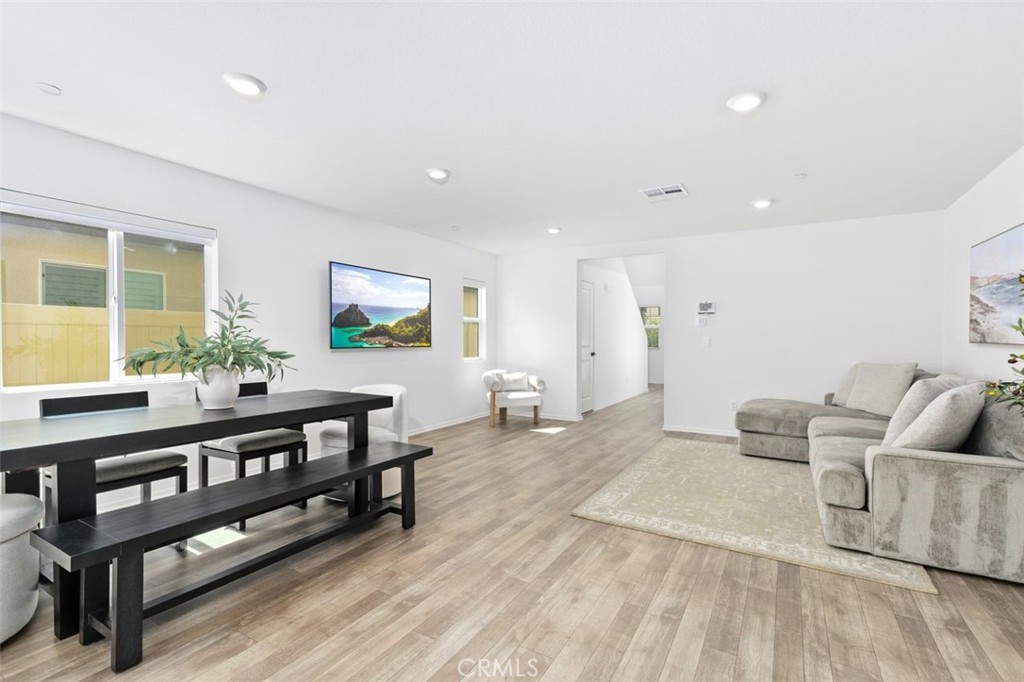 MLS #PW25263011 image #5