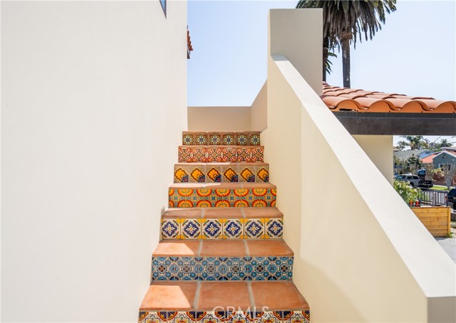 MLS #PW25263014 image #1