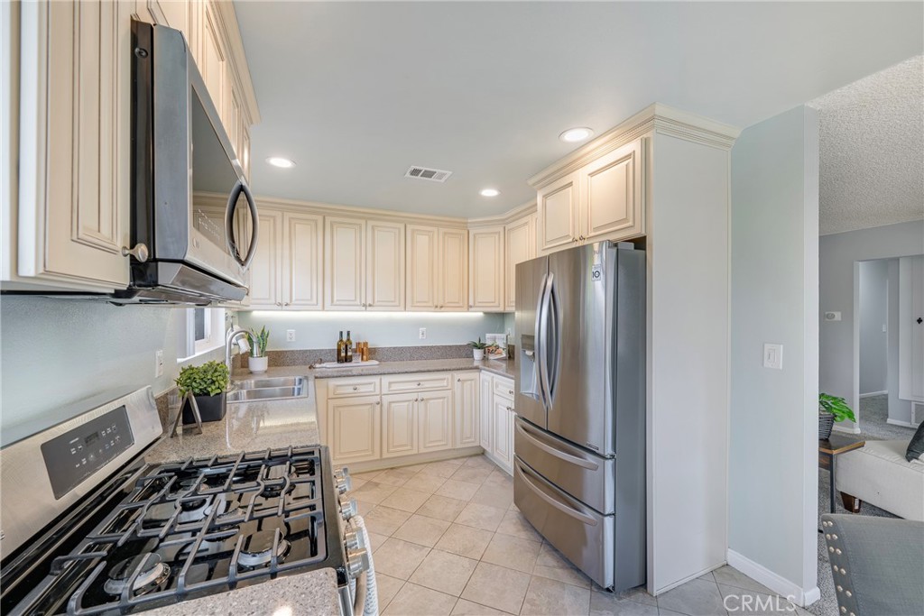 MLS #PW25263176 image #14