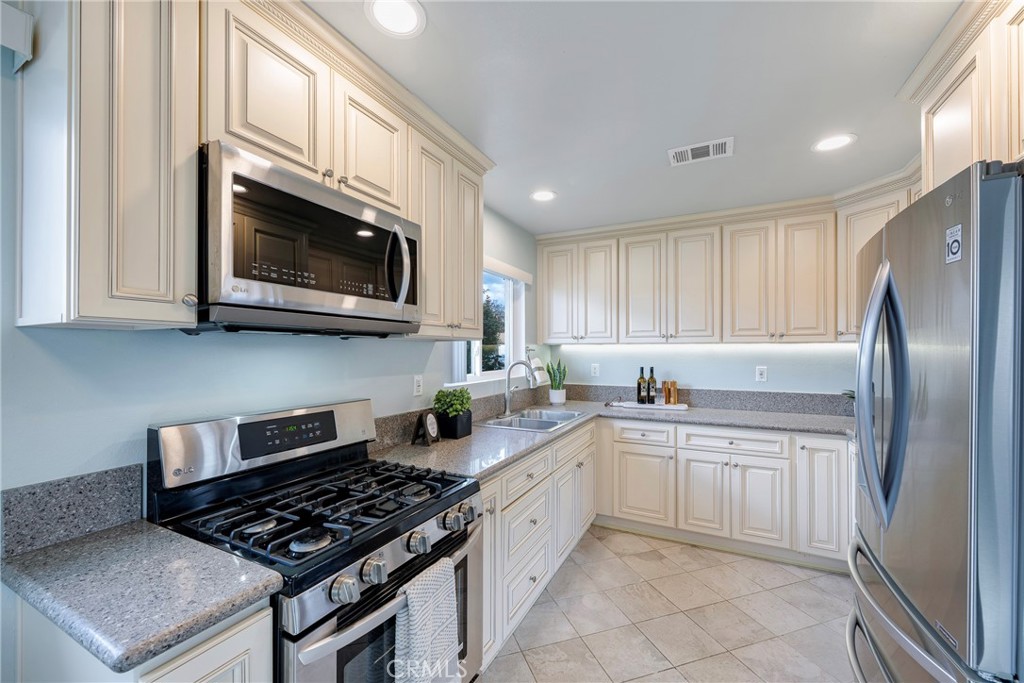 MLS #PW25263176 image #3