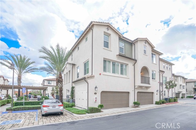 MLS #PW25263223 image #1