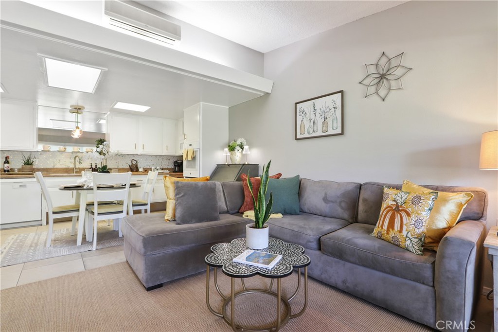 MLS #PW25263258 image #5