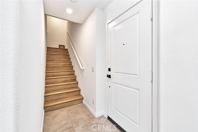 MLS #PW25263322 image #1