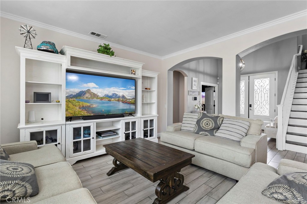 MLS #PW25263336 image #0