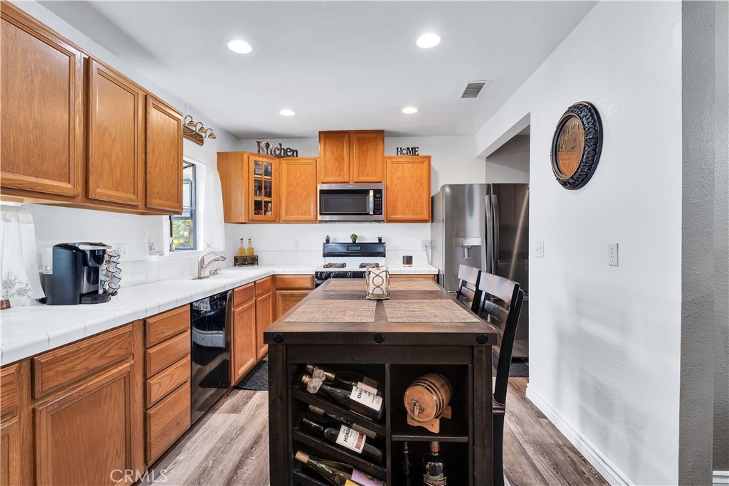 MLS #PW25263375 image #9