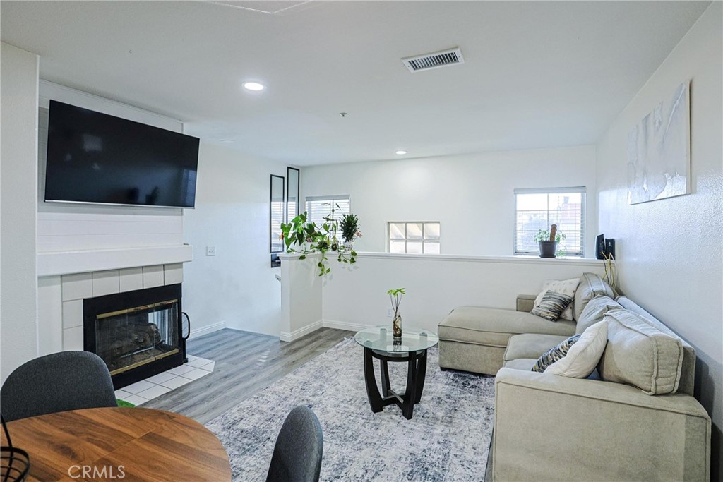 MLS #PW25263430 image #9