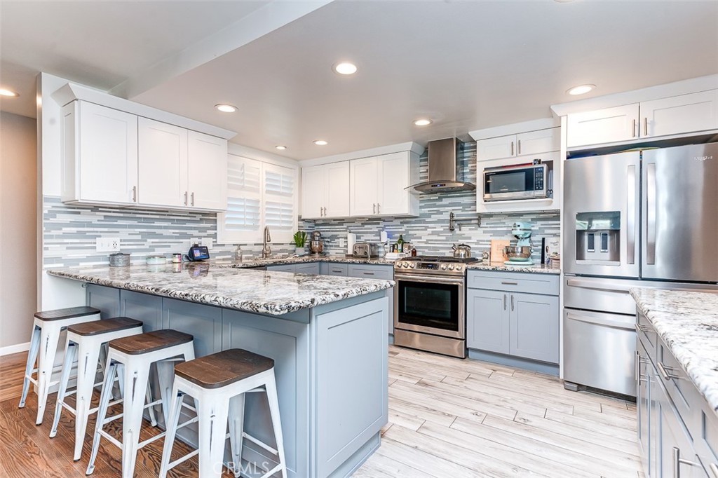 MLS #PW25263481 image #1