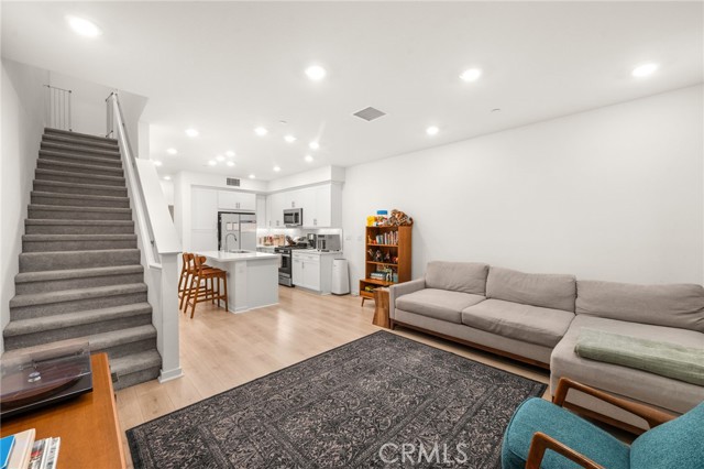 MLS #PW25263502 image #4