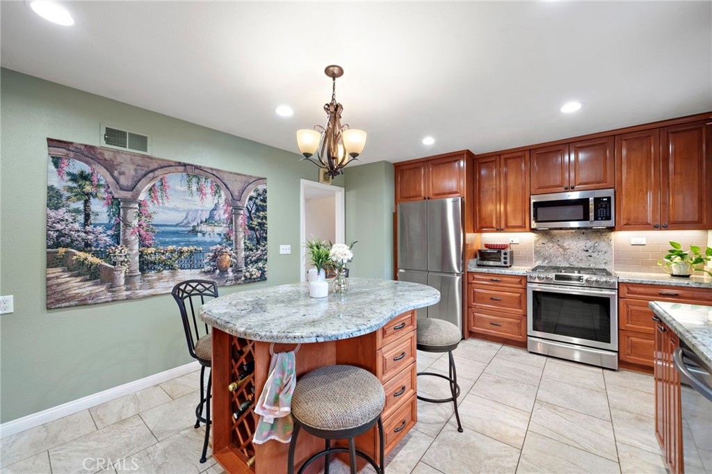 MLS #PW25263674 image #12