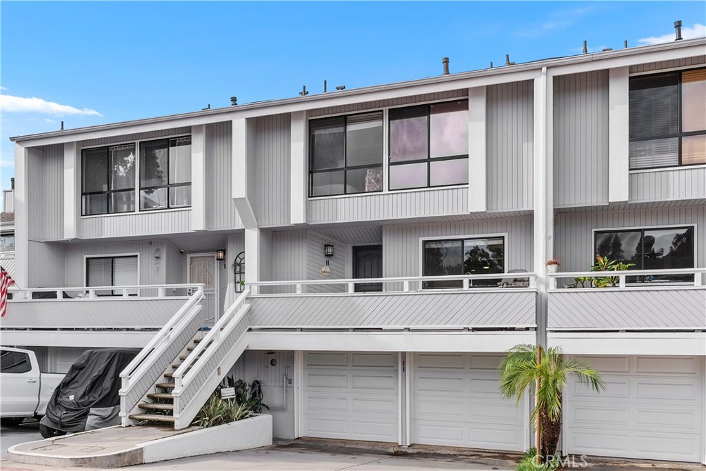 MLS #PW25264001 image #1