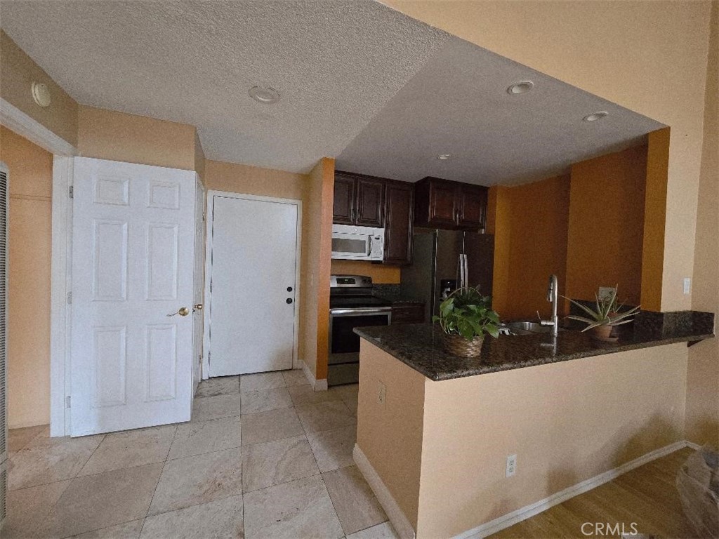 MLS #PW25264238 image #1