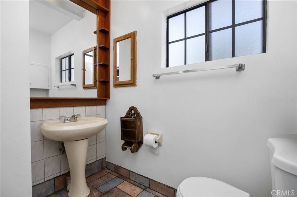 MLS #PW25264386 image #17