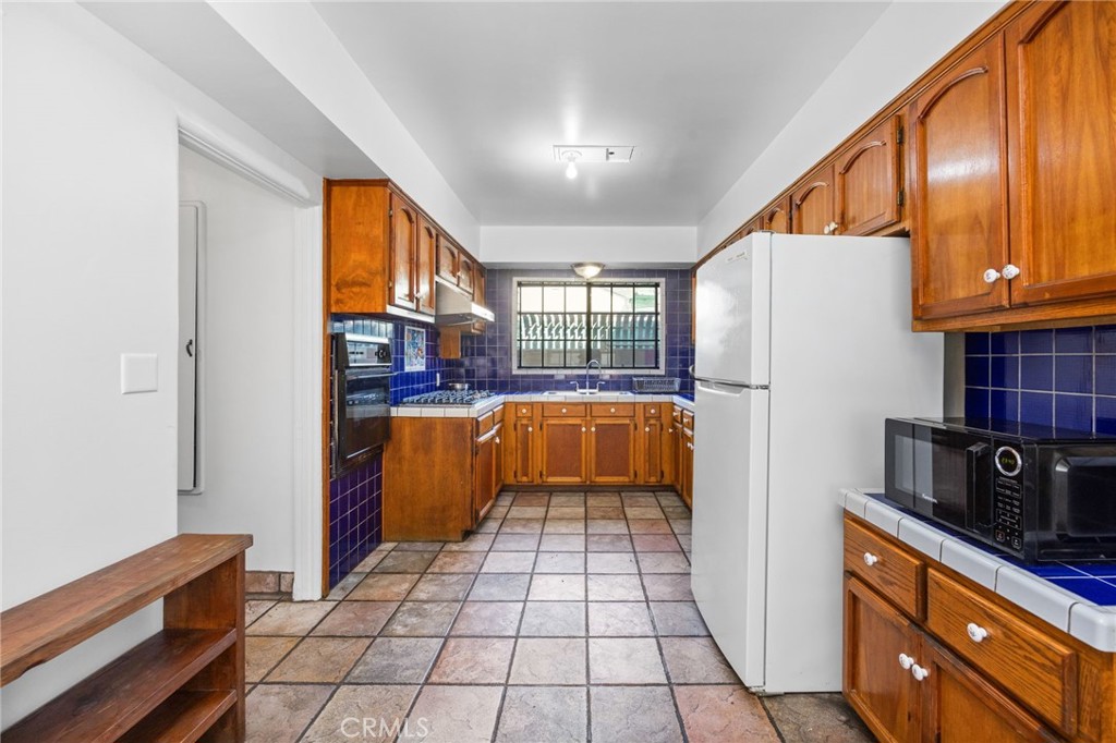 MLS #PW25264386 image #3