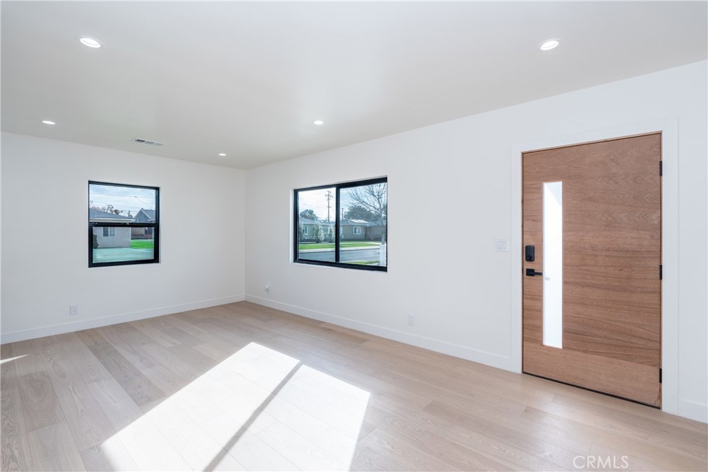 MLS #PW25264395 image #17