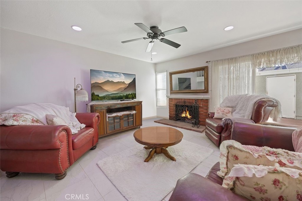 MLS #PW25264483 image #2